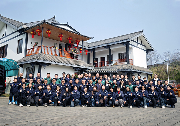 点燃新希望 开启新征程｜一竞技集团总部二车间顺利点火投产